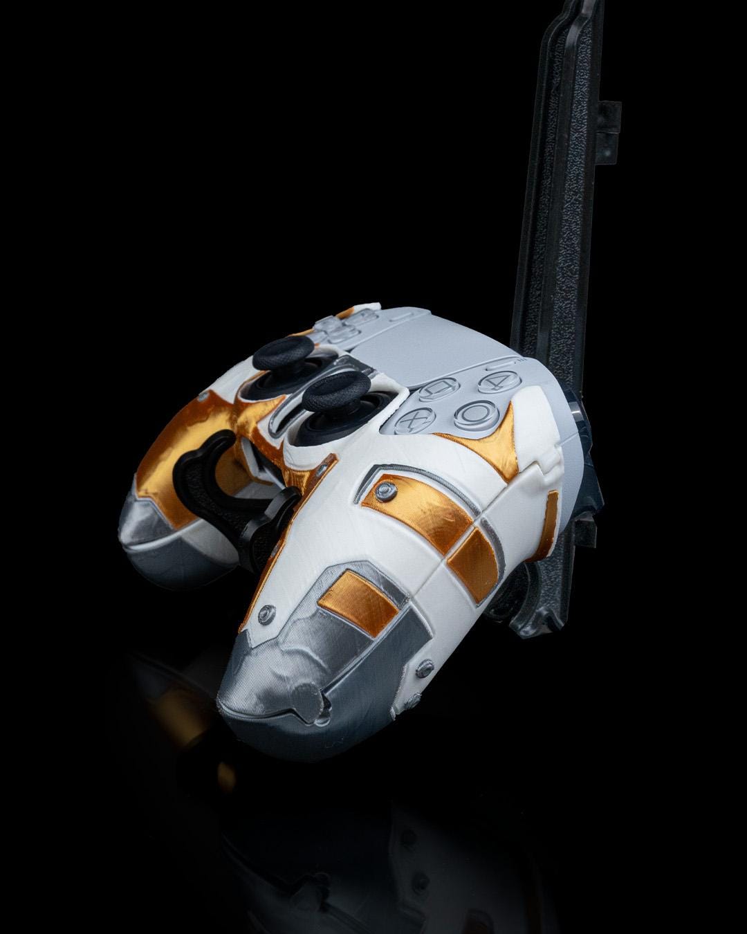 Mecha 3D Printed Controller Cover: Customizable Gaming Accessory