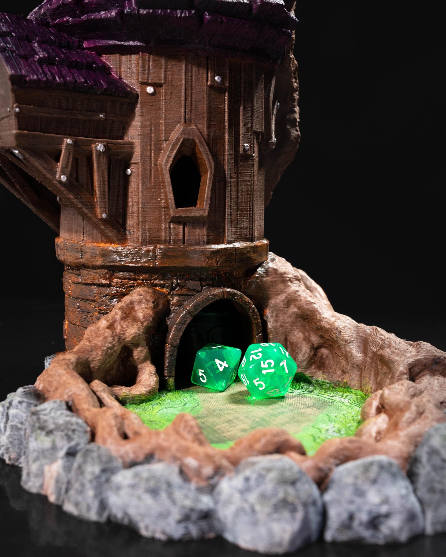 Wizard Dice Tower – Roll for Initiative in Mystical Style!
