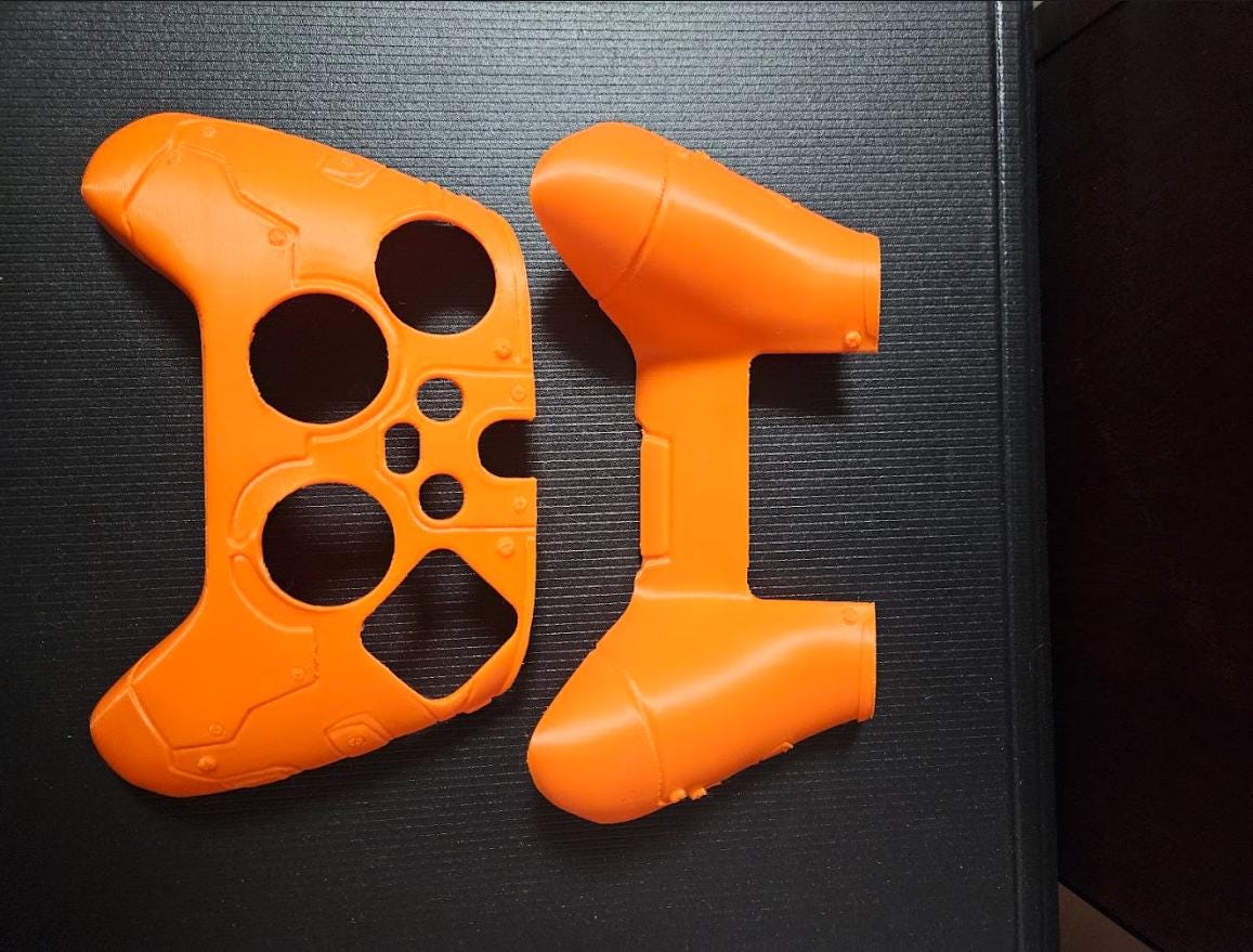 Mecha 3D Printed Controller Cover: Customizable Gaming Accessory