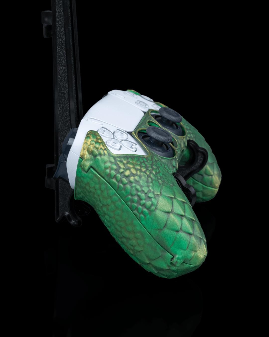 Dragonscale 3D Printed Controller Cover | Customizable Gaming Accessory for Xbox/Playstation Controllers | Godzilla Skin