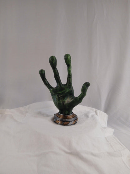Futuristic Alien Hand Controller Holder for Gamers: 3D Printed Stand