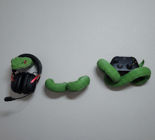 Silent Slither Anaconda Wall Controller & Headset Holder | Snake Gaming Wall Mount