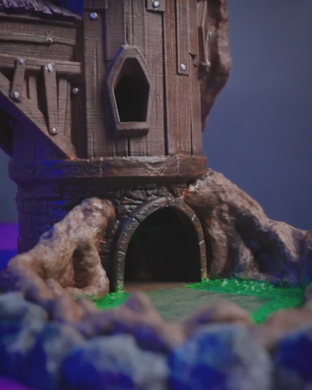 Wizard Dice Tower – Roll for Initiative in Mystical Style!
