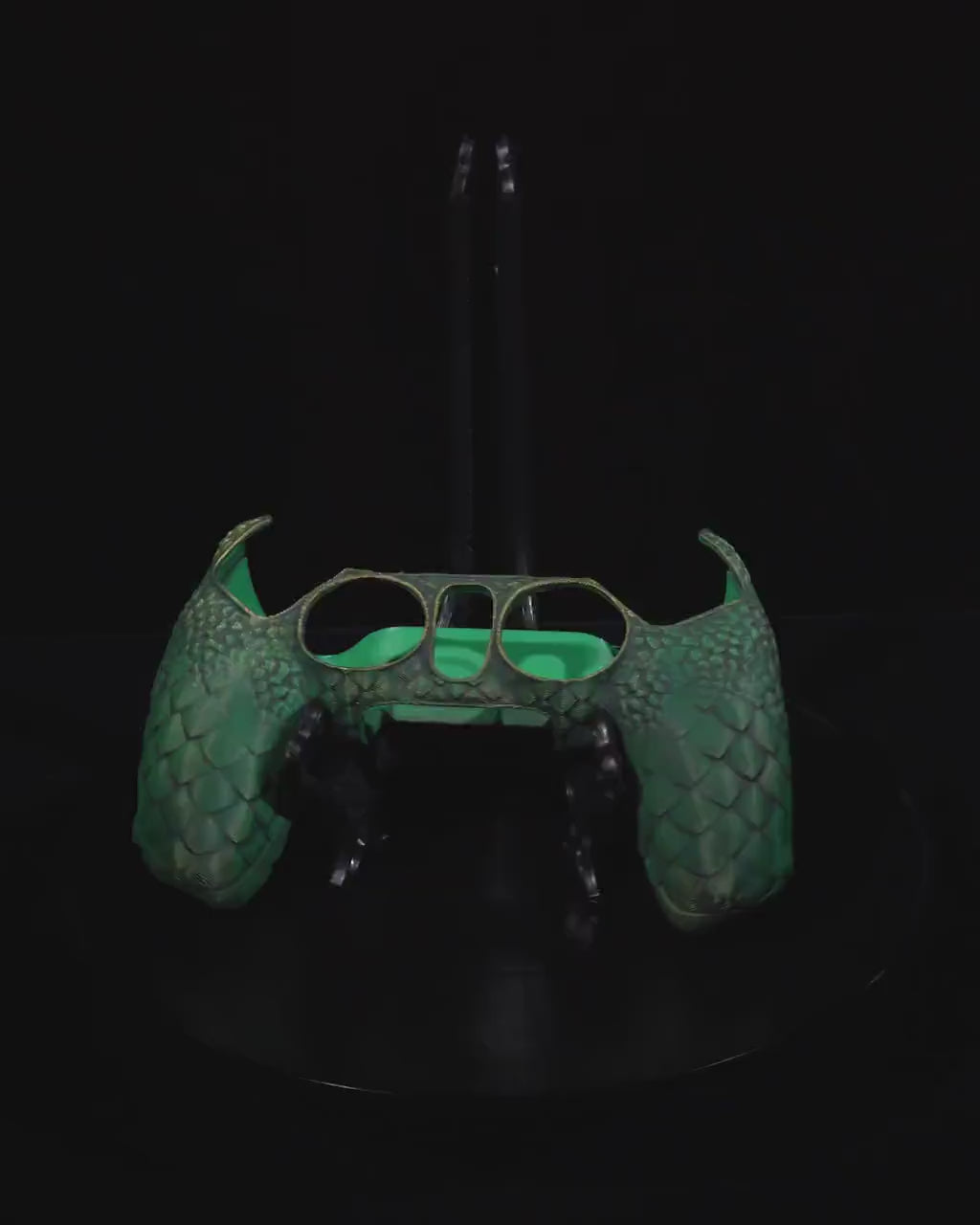 Dragonscale 3D Printed Controller Cover | Customizable Gaming Accessory for Xbox/Playstation Controllers | Godzilla Skin